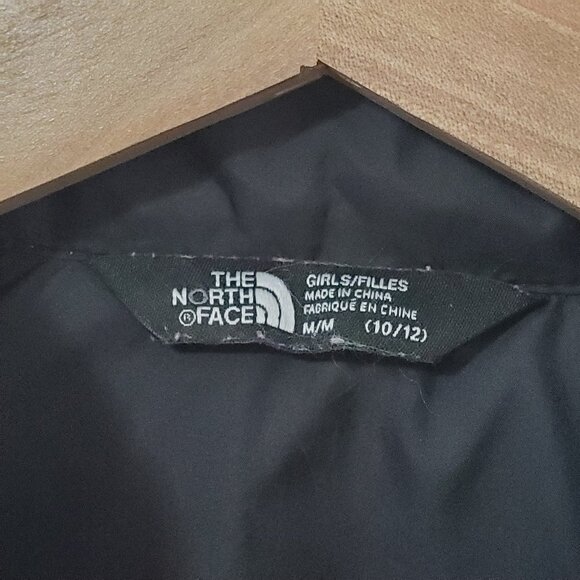 The North Face Kids Polka Dot jacket, size 10-12 - Picture 4 of 6